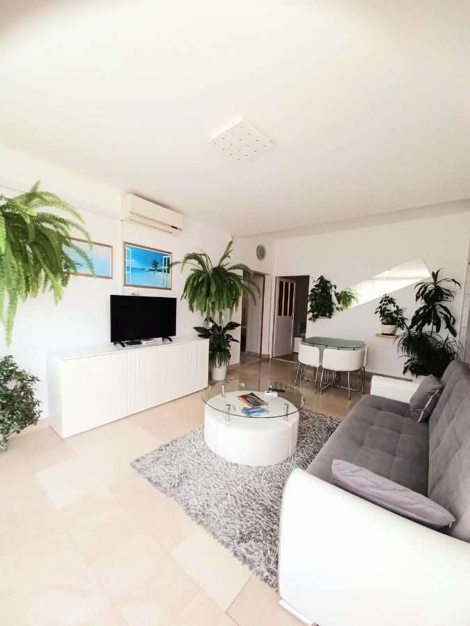 Apartment Eva Makarska Buitenkant foto