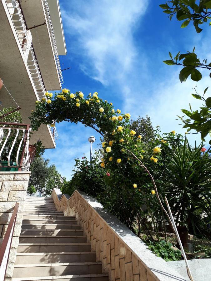 Apartment Eva Makarska Buitenkant foto