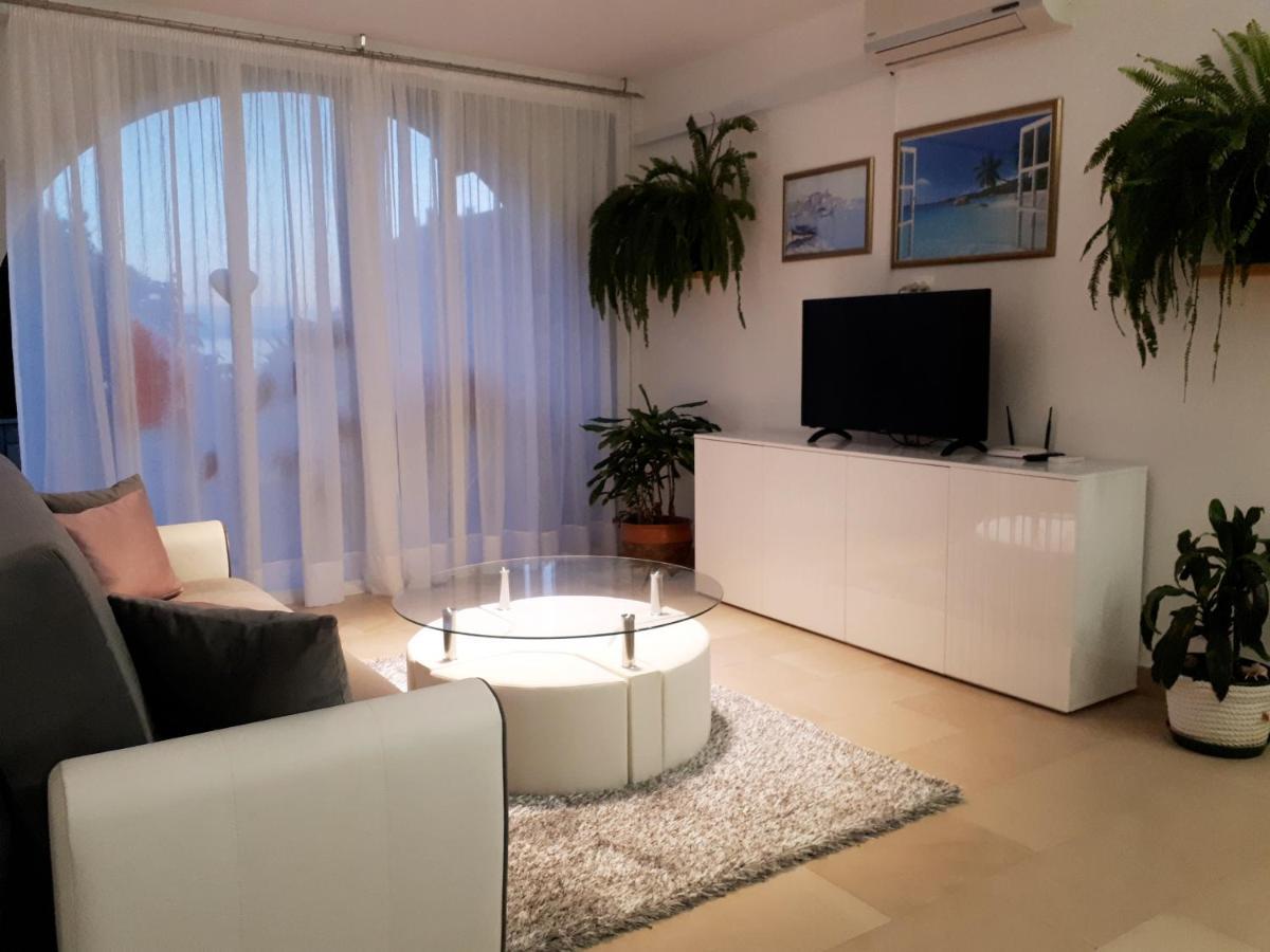 Apartment Eva Makarska Buitenkant foto
